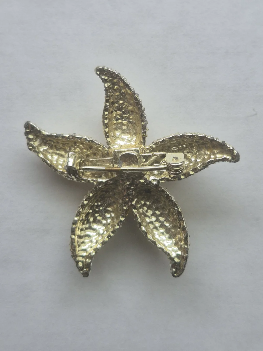 Dainty Pearl Starfish Brooch